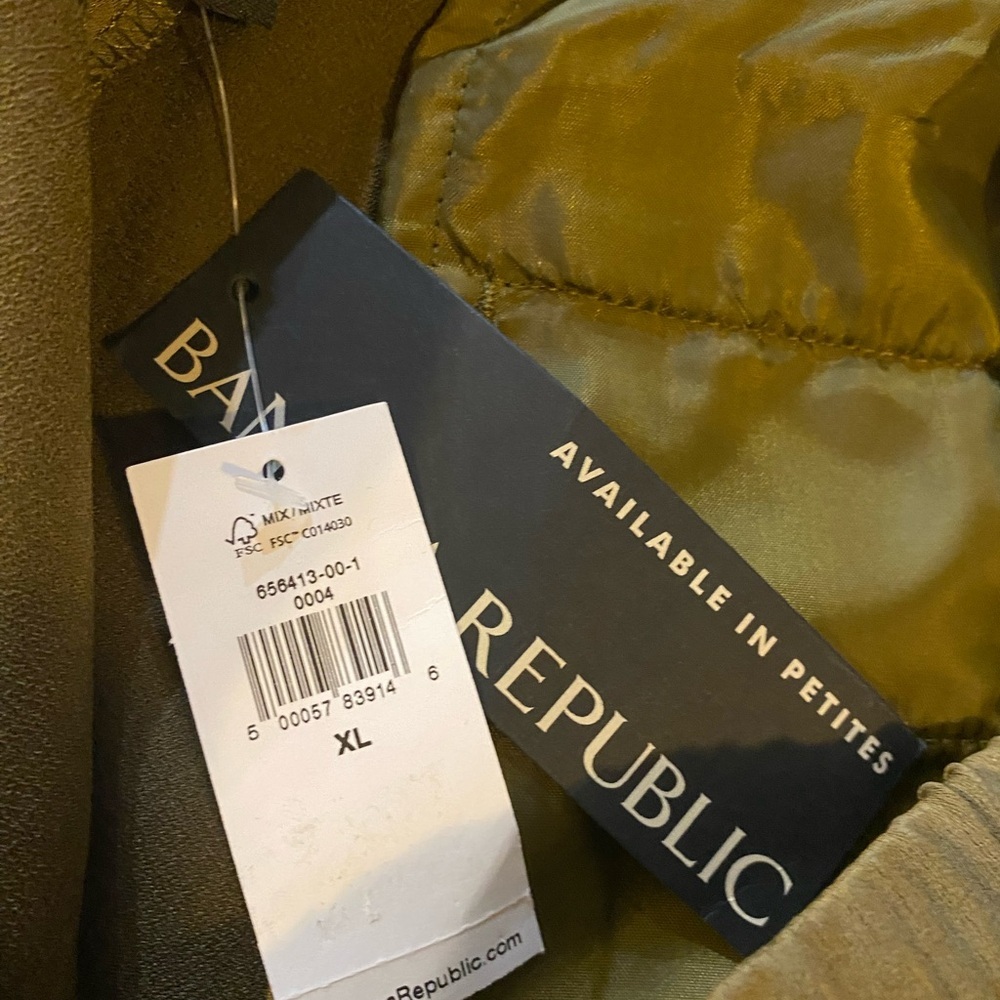NWT Banana Republic Satin Cargo Joggers, Size XL - Picture 6 of 7